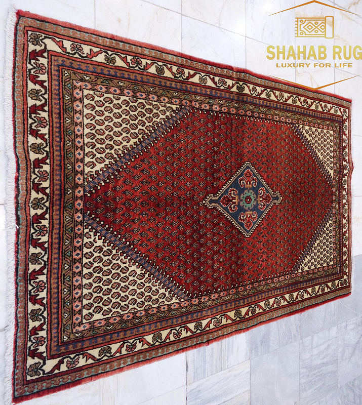 Handwoven Farahan Persian carpet